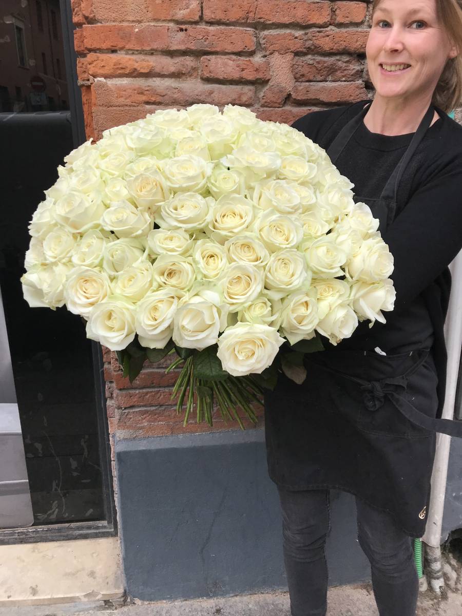 Enorme bouquet de rose blanche à Toulouse 